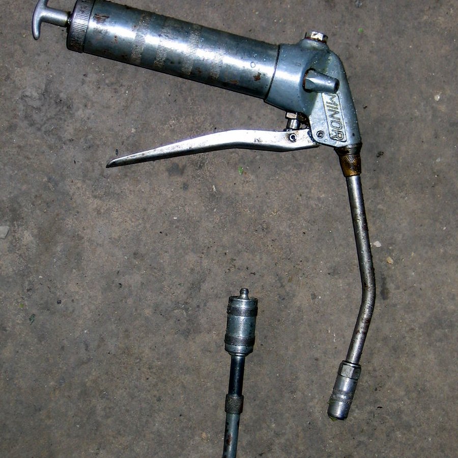 Fettpresse mit Schmierfett