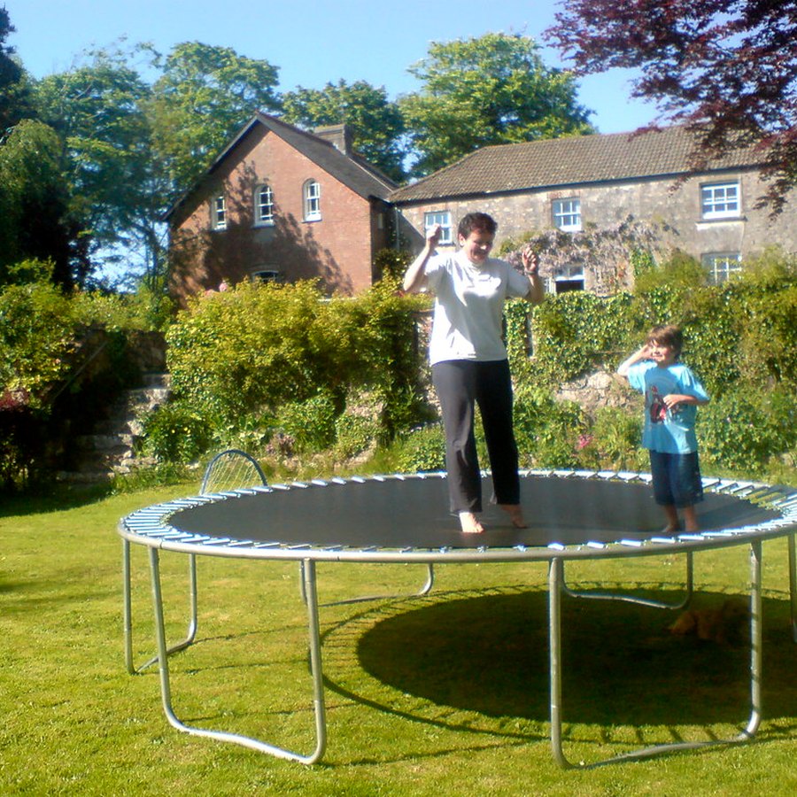 Gartentrampolin