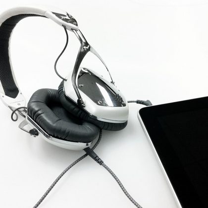 Kabelgebundene Over-Ear-Kopfhörer