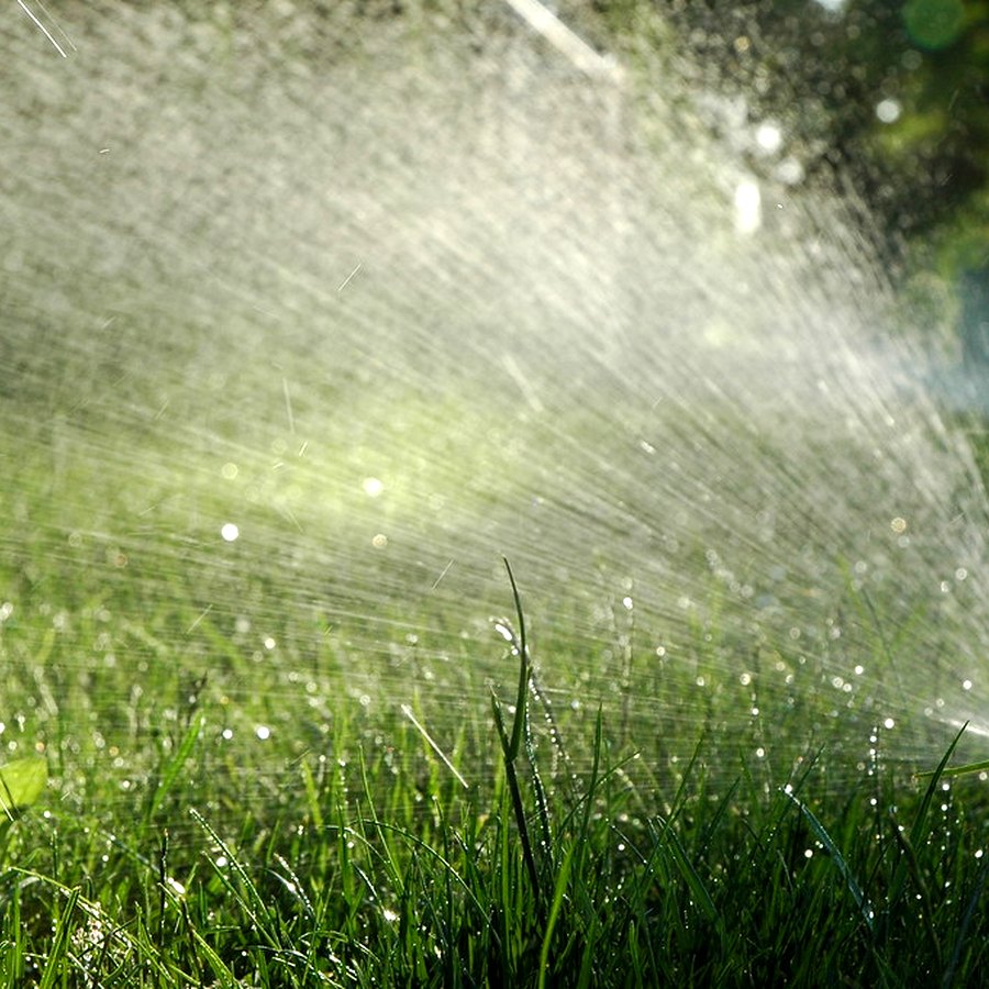 Rasensprenger für Gartenbewässerung
