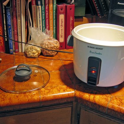 Reiskocher mit Warmhaltefunktion