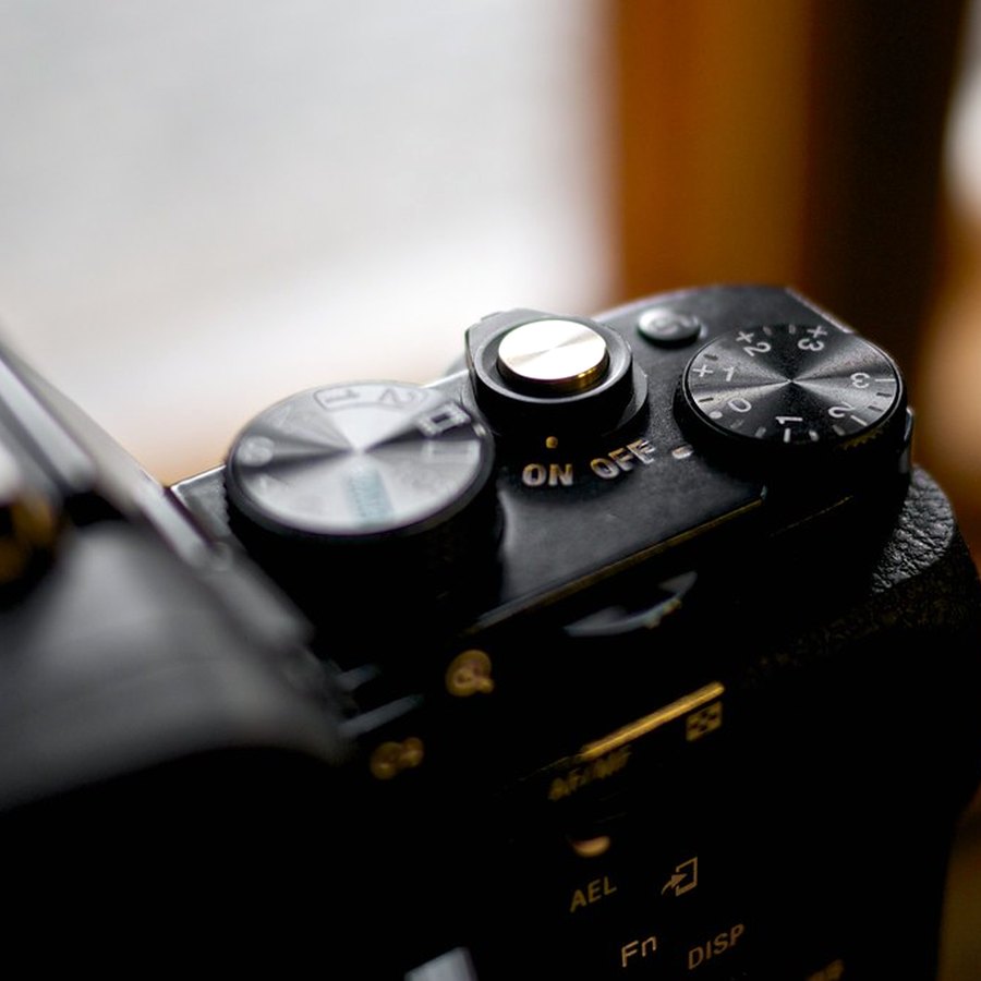 Sony Systemkamera mit Zoomobjektiv