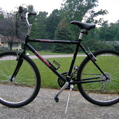 Trekkingfahrrad mit Gepäckträger