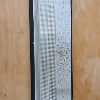 A4-Papierschneider mit Rollmesser