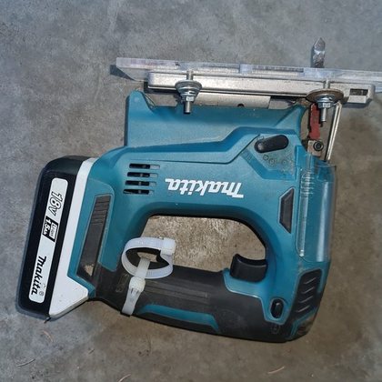 Makita Akku-Stichsäge 18 V