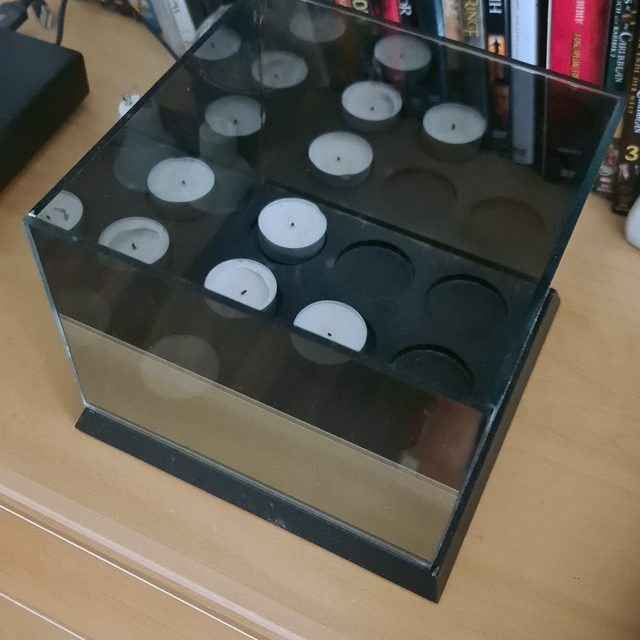 Verspiegelter Teelichthalter für 9 Teelichter